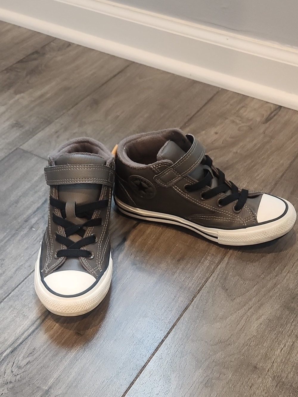 Converse Kids Chuck Taylor ALL Star Malden Street Boot Sneaker